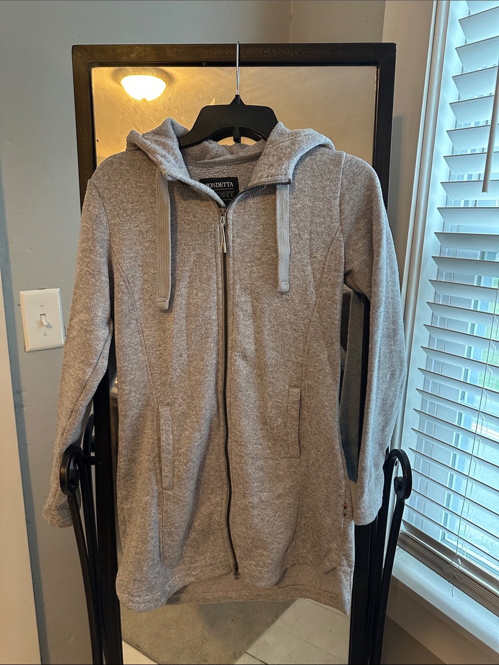 Mondetta Sport Heather Gray Zip-Up Hoodie